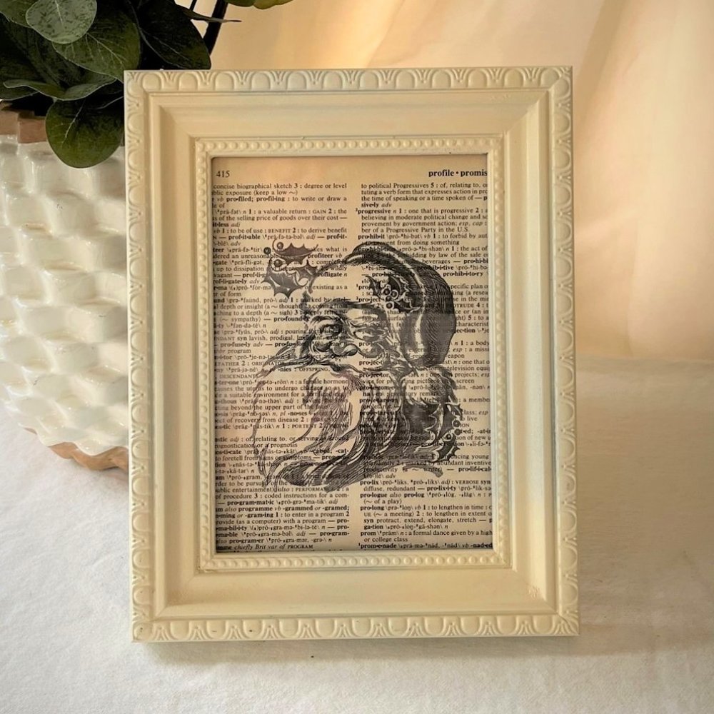 Framed Santa on a vintage dictionary page